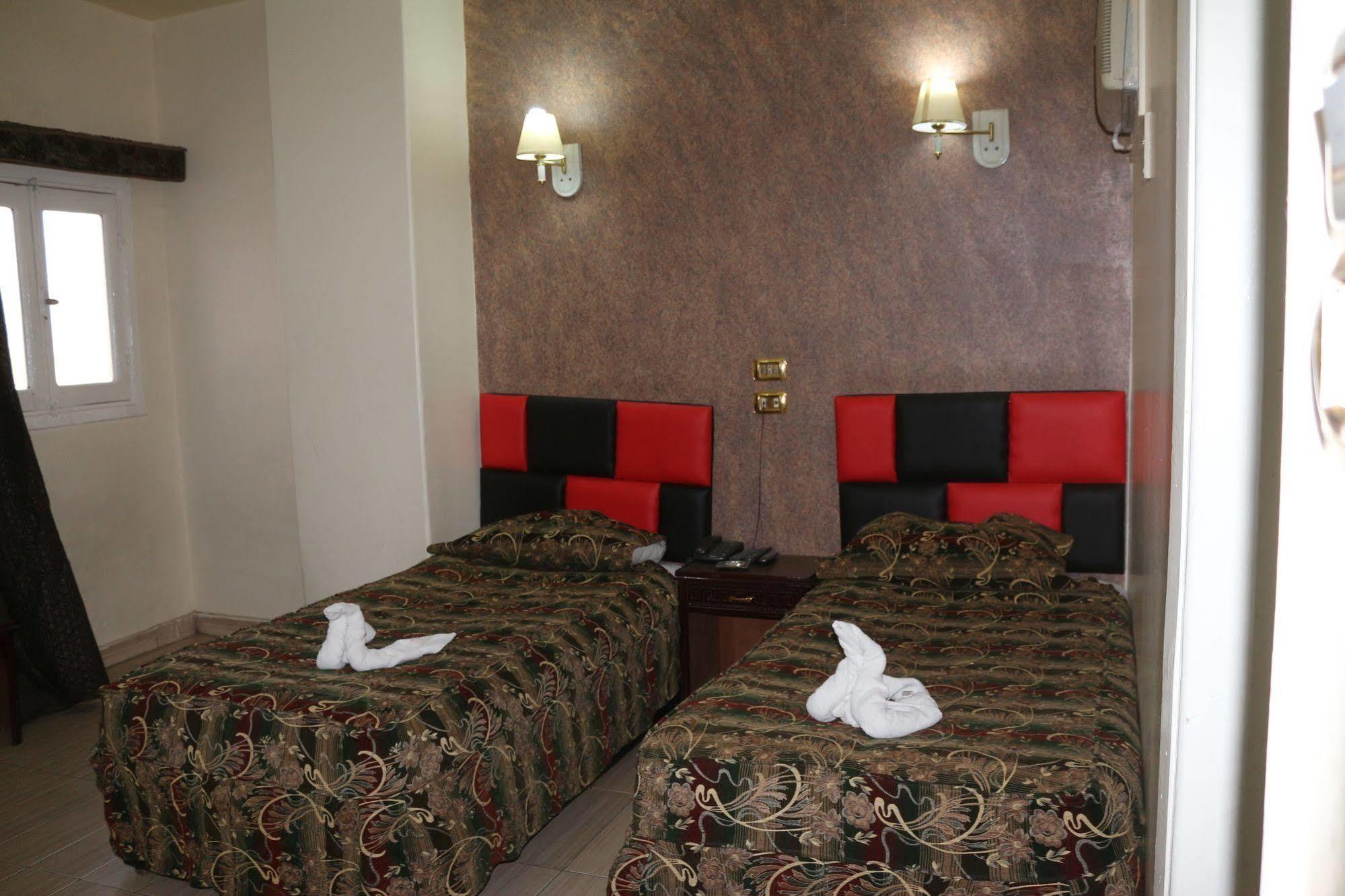Nuba Nile Hotel Aswan Exterior foto