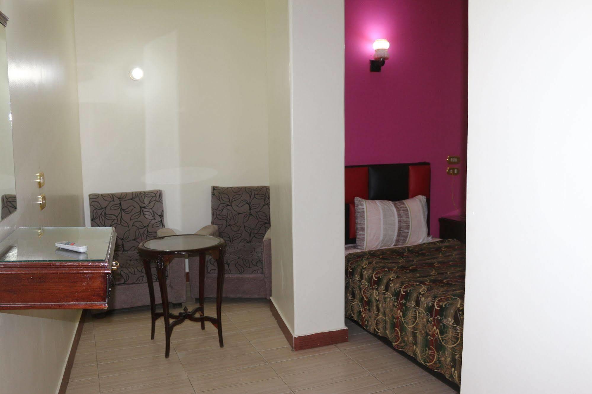 Nuba Nile Hotel Aswan Exterior foto